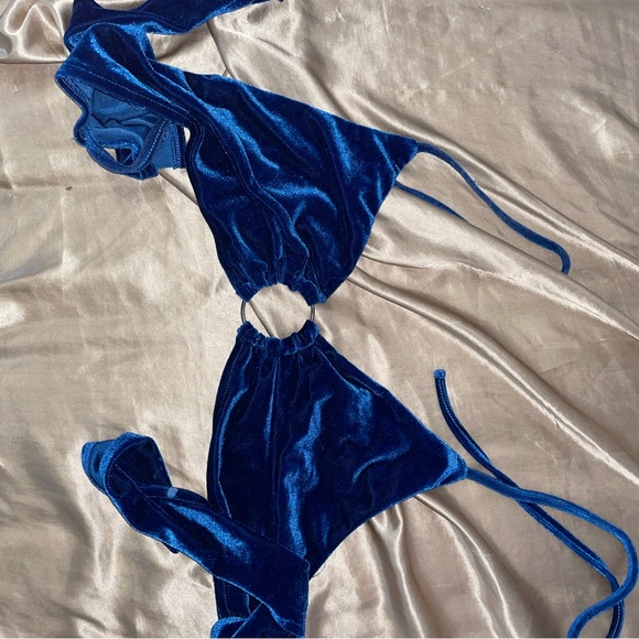 Halter tube tops - Picture 3 of 3